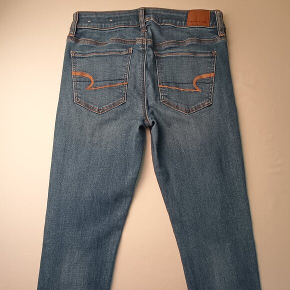 American Eagle Brand Denim Jeans Size 4 Low Rise Skinny Leg Medium Wash - Picture 6 of 10